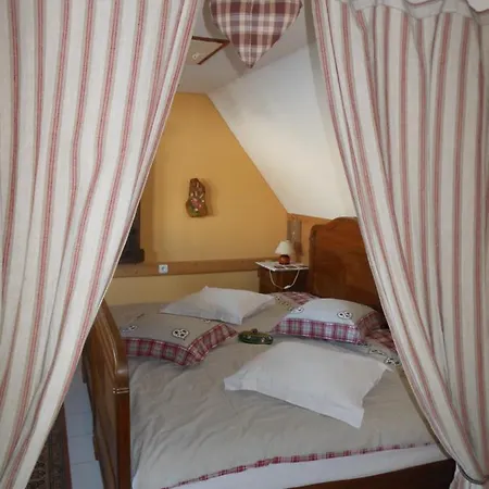 Le Petit Moulin *